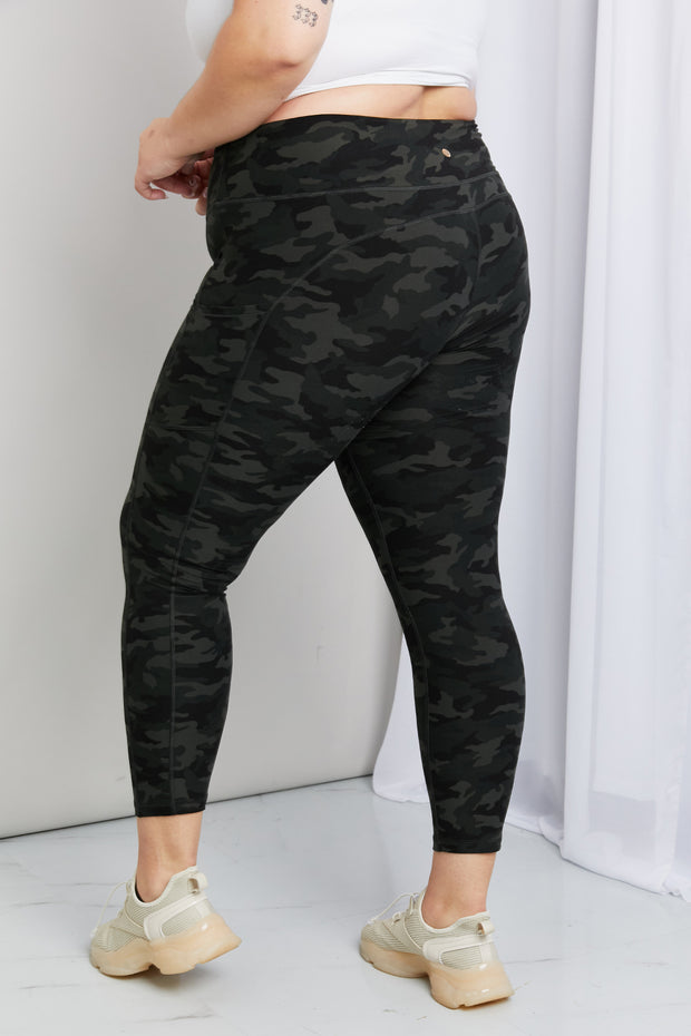 Full Size Camouflage Wide Waistband Leggings With Pockets