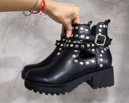 Women Short Boots Ladies Leather Ankle Boots Autumn Platform Motorcycle Shoes For Woman Punk Pearl Rivet Shoes Large size777